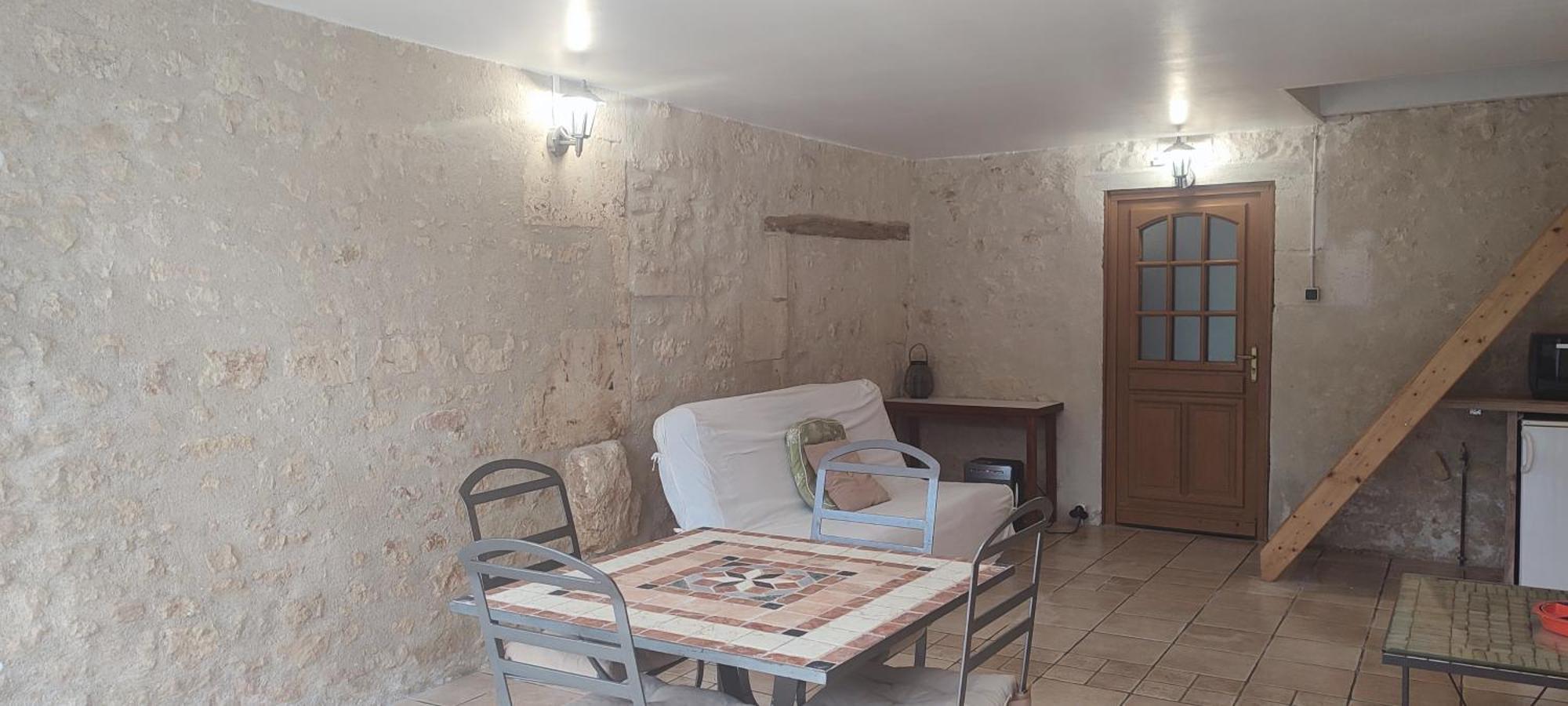 Gite Cosy, Sur Jardin, Terrasse Privee, Parking Au Calme En Rdc Gémozac Buitenkant foto