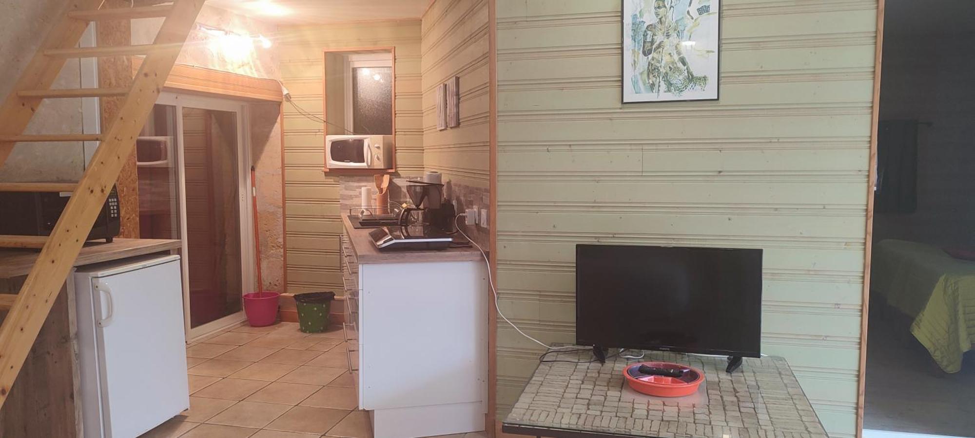 Gite Cosy, Sur Jardin, Terrasse Privee, Parking Au Calme En Rdc Gémozac Buitenkant foto
